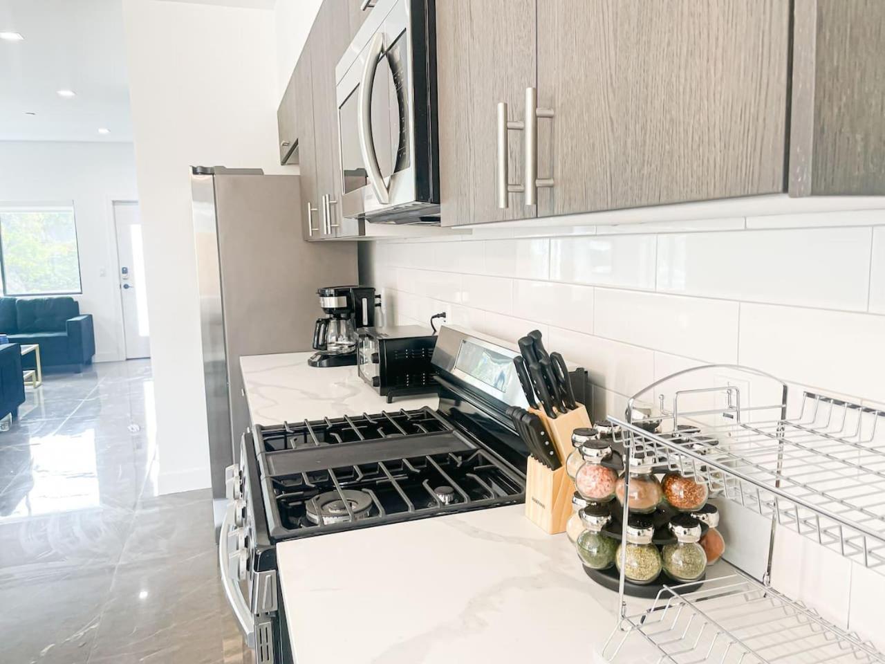 Chic 4br Multi-level Near K-town - Cl2 - Cul Ferienhaus Los Angeles