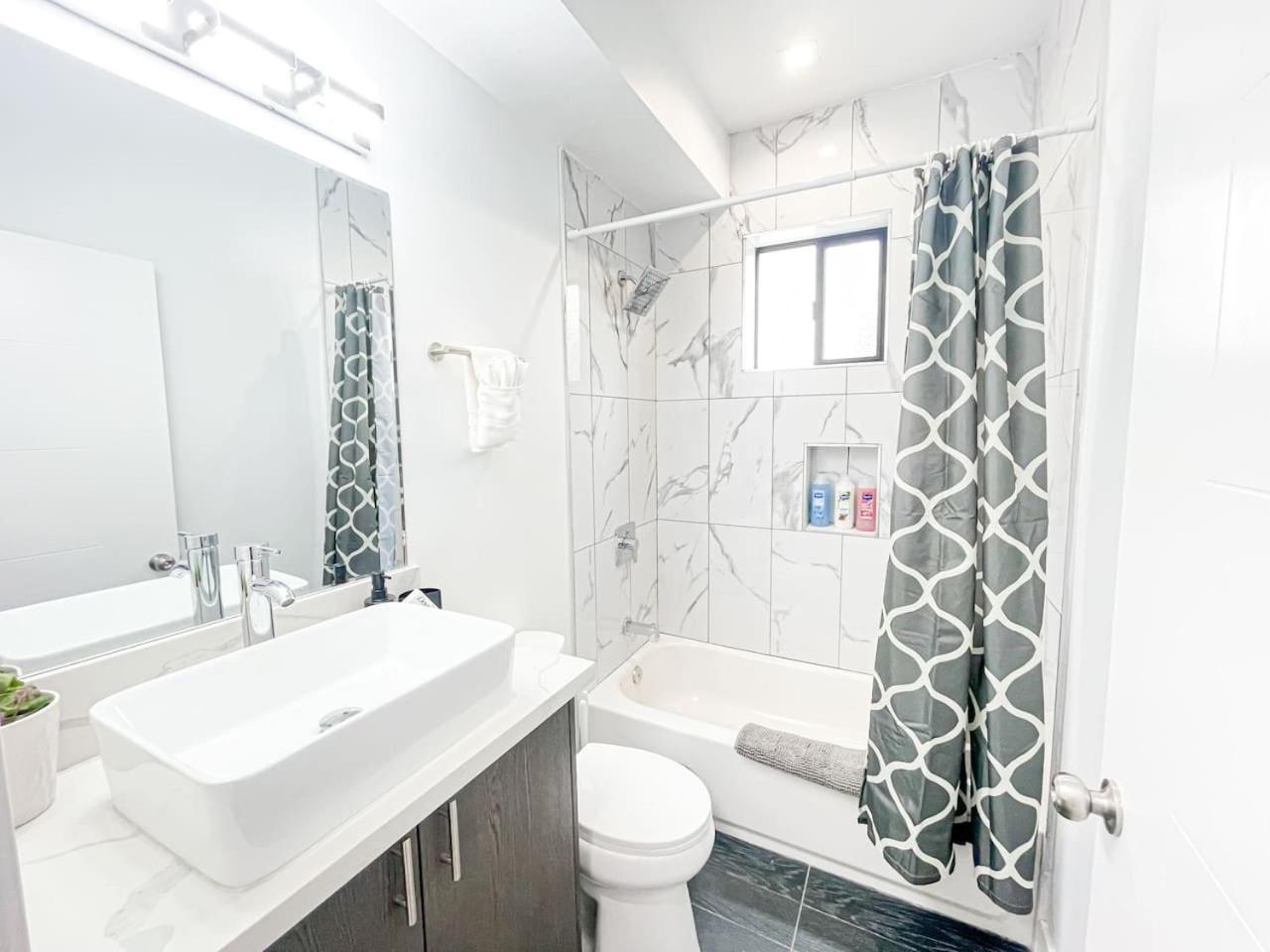 Chic 4br Multi-level Near K-town - Cl2 - Cul Los Angeles